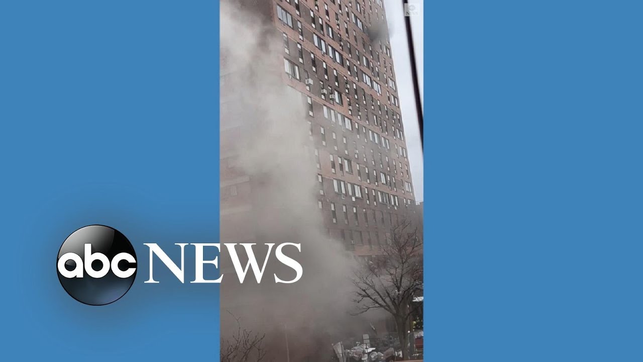 Smoke from deadly fire pours out of NYC building