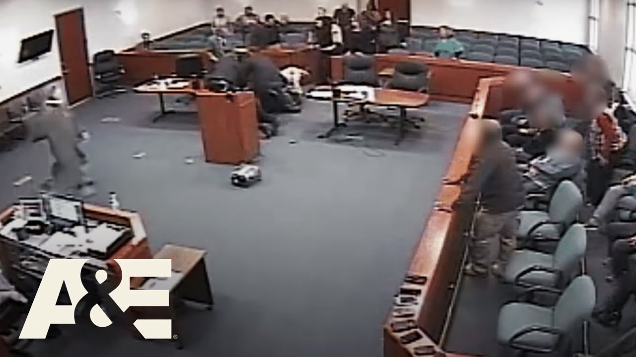 Court Cam: Courtroom in CHAOS as Defendant Attacks District Attorney | A&E