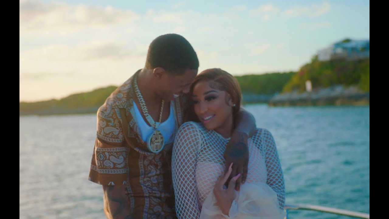 A Boogie Wit da Hoodie “Playa” (feat. Ella Bands) [Official Music Videos]