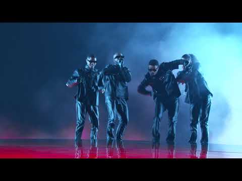Diddy feat. Bryson Tiller – Gotta Move On ( Live from the 2022 Billboard Music Awards )