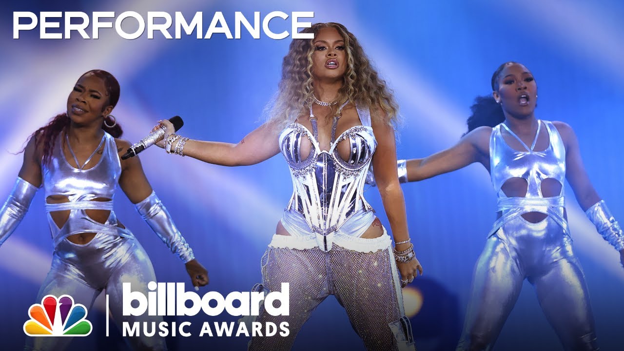 Latto’s “Big Energy” Performance Turns Up the Heat | 2022 Billboard Music Awards
