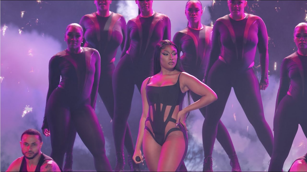 Megan Thee Stallion – Plan B / Sweetest Pie [2022 Billboard Music Awards Performance]