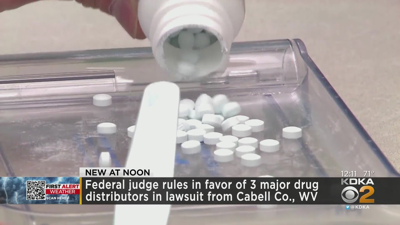 U.S. judge rules in favor of 3 drug distributors in W. Va. opioid lawsuit