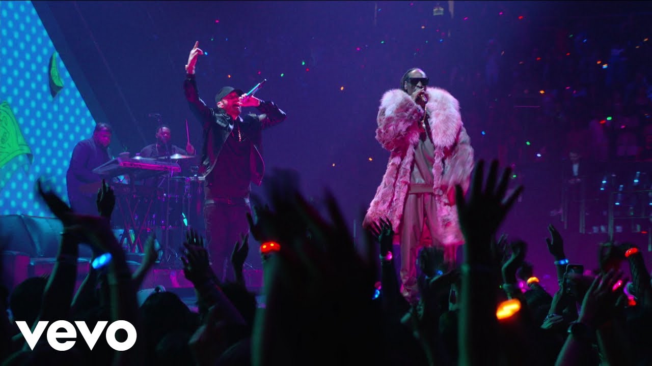 Eminem, Snoop Dogg – From The D 2 The LBC (MTV VMAs Performance)