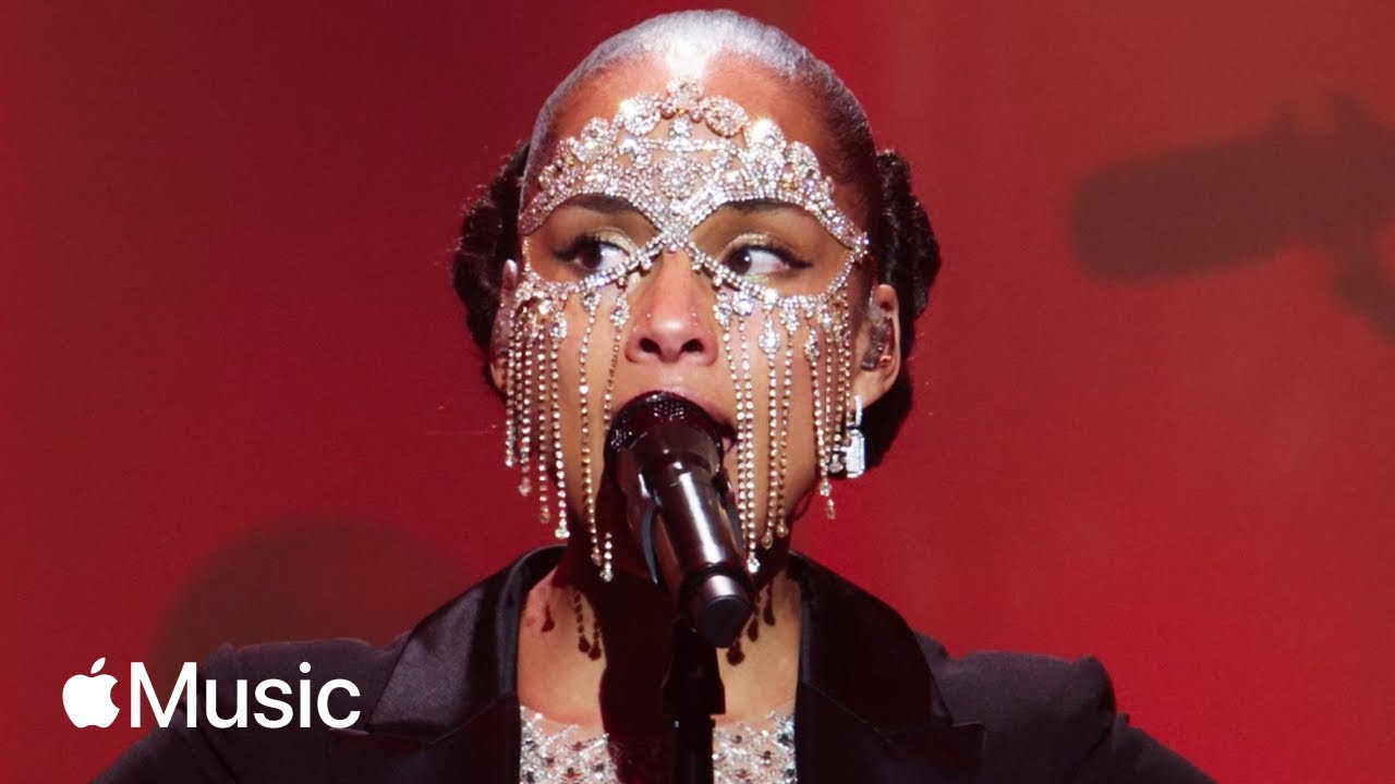 Alicia Keys — Santa Baby (Apple Music Live 2022) | Apple Music