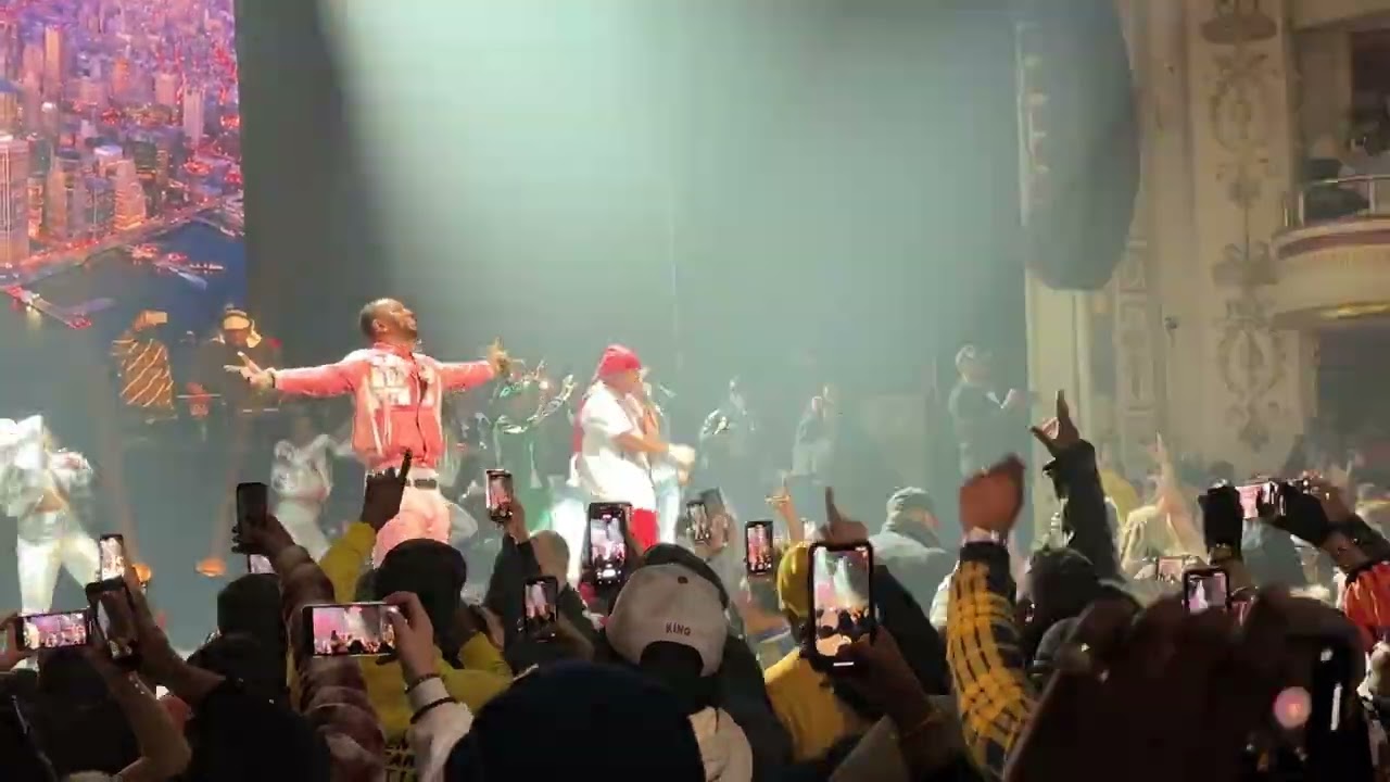 Cam’Ron and Mase Perform “Horse & Carriage” For 1st Time Ever at Apollo Theater
