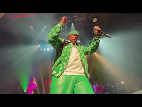 Ma$e, Cam’ron & Jadakiss in concert at the Apollo Theater, Harlem, New York