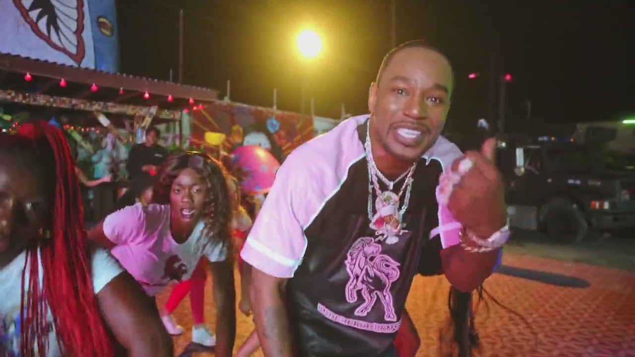 Cam’ron “It’s Only Money” Official Music Video)