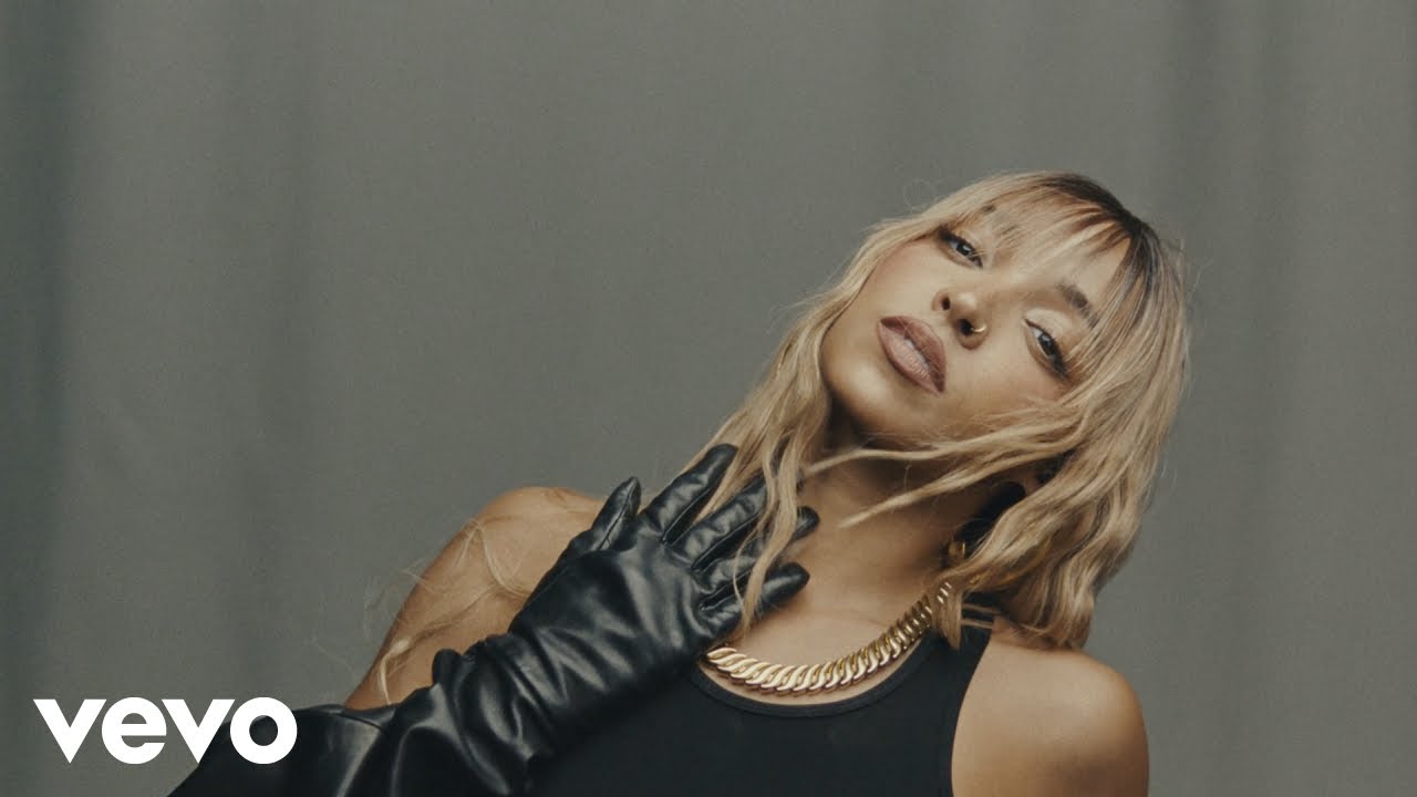 Tinashe – Uh Huh (Official Video)