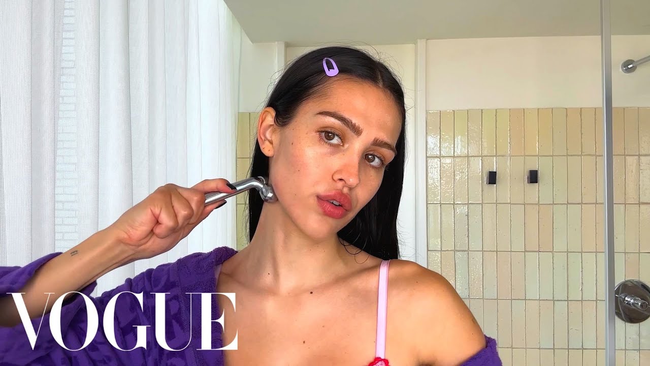 Model Amelia Gray’s 12-Step Skin Care Routine and Double Blush Makeup Look | Beauty Secrets | Vogue