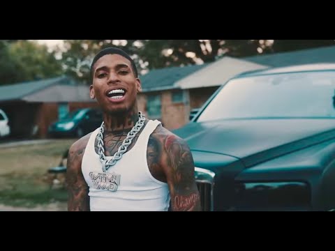 NLE Choppa – AUNTIE LIVING ROOM (Official Music Video)