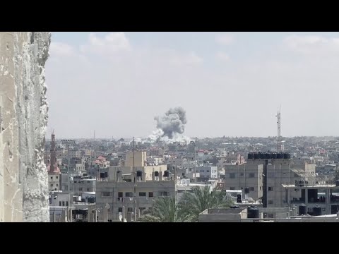 Israel seizes Palestinian side of Rafah