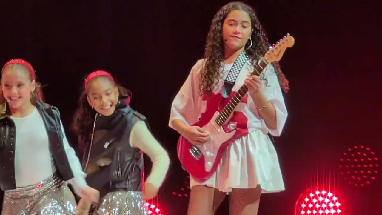 MARIAH CAREY Daughter MONROE is GROWING UP TOO FAST, Solo w/ Her Twin MOROCCAN on Drums!